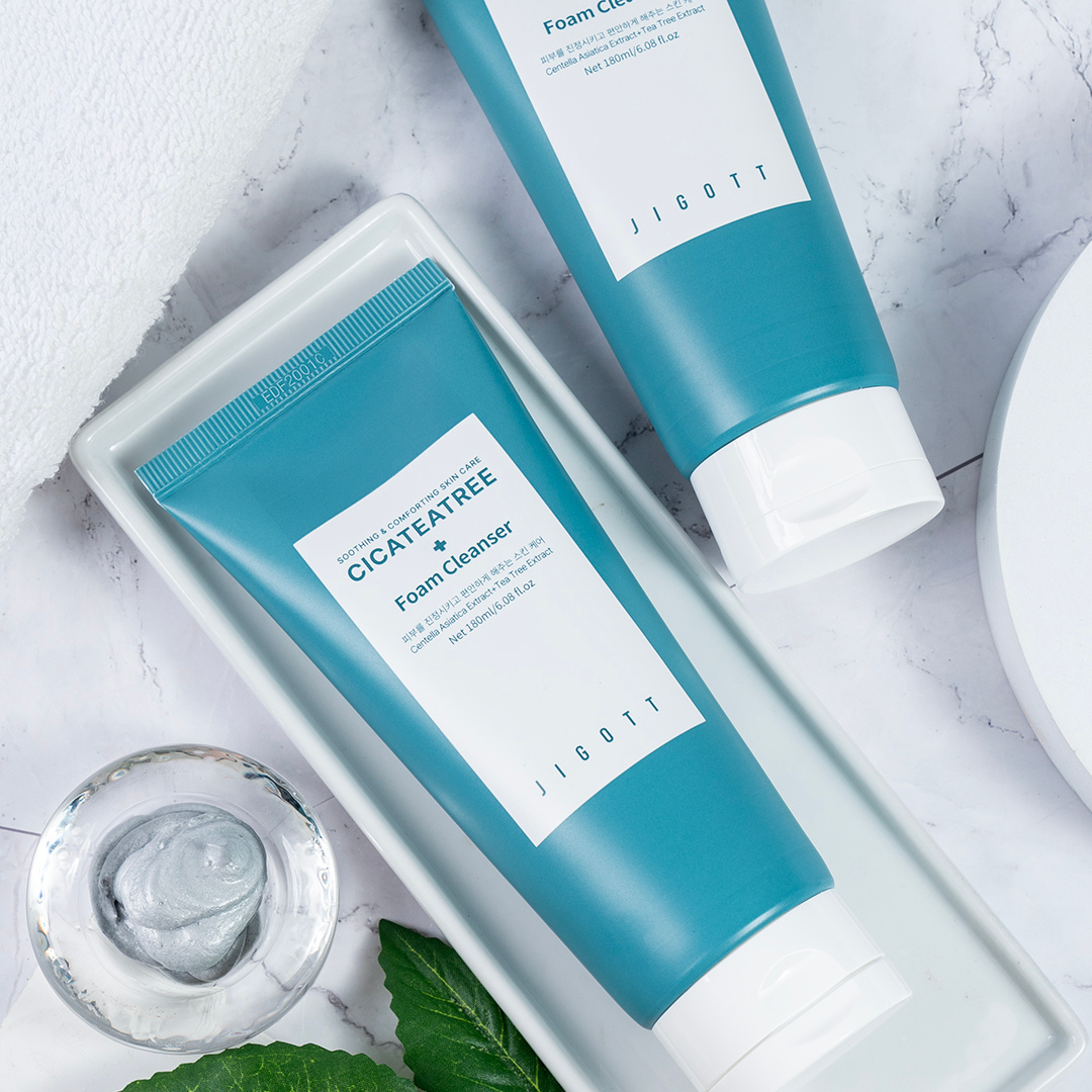 1756897807_Foam Clearnser _Skinine 01 (1)